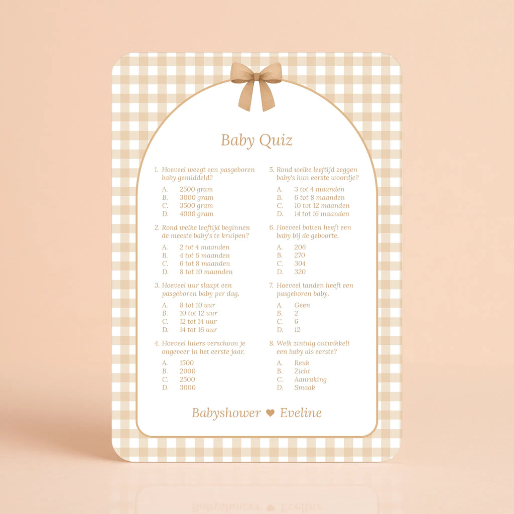 Babyshower spelkaart Baby Quiz in Gingham Bruin stijl, gepersonaliseerd met naam – Studio Miron